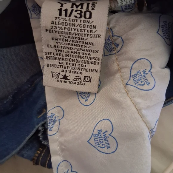 Altered Wataabettabutt Shorts Handmade mid rise shorts size 11/30   embellished - Picture 5 of 5